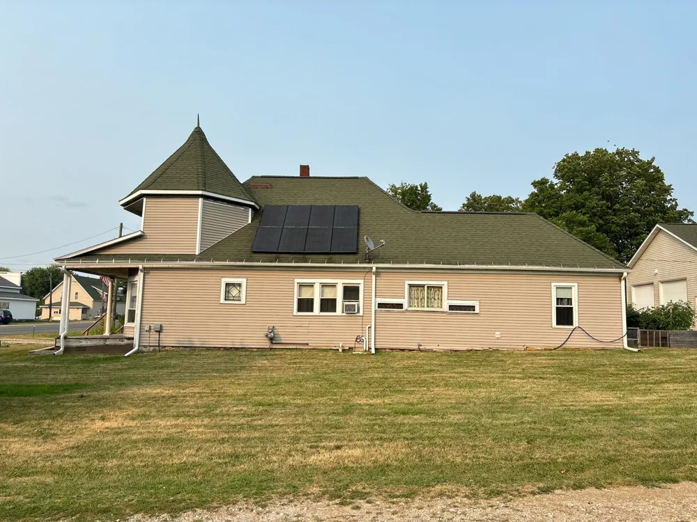 105 Mackinaw Trail Leroy, MI 49655
