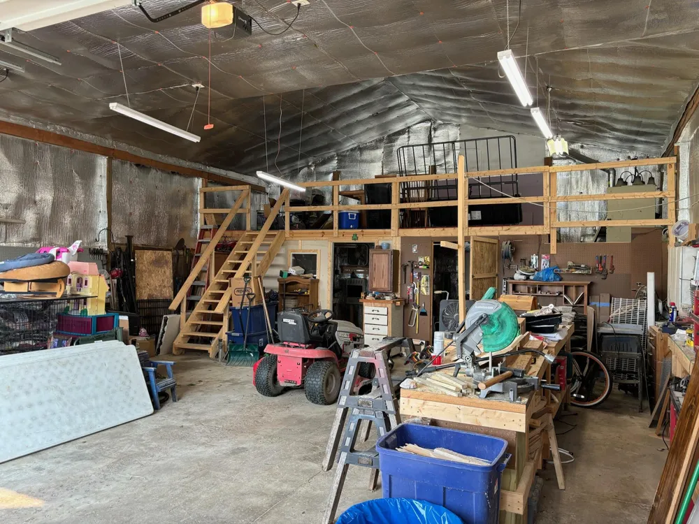 105 Mackinaw Trail Leroy, MI 49655