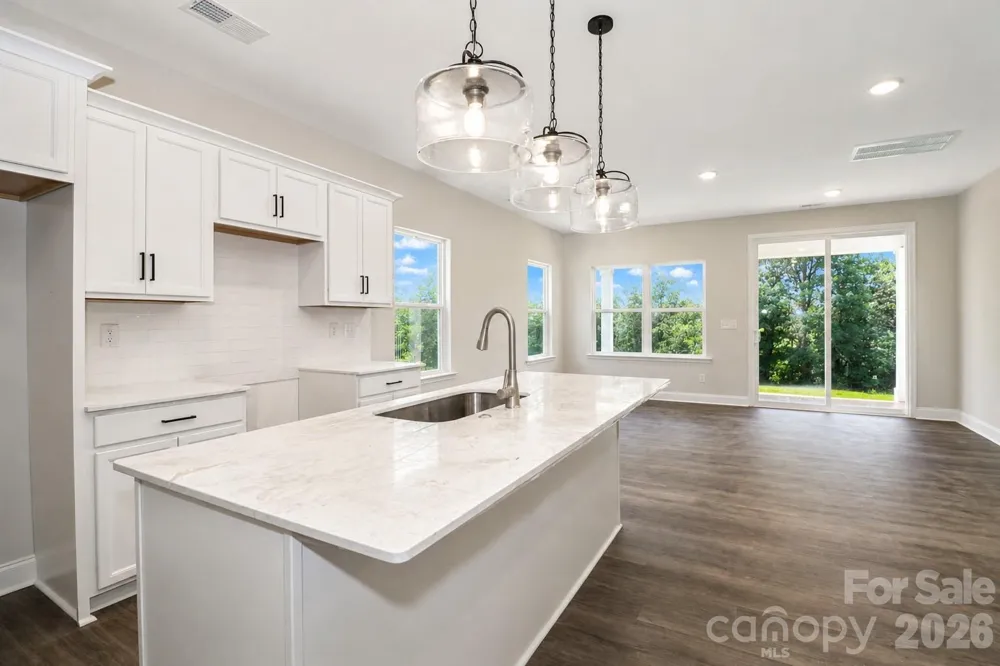 111 Honeycomb Court Statesville, NC 28625