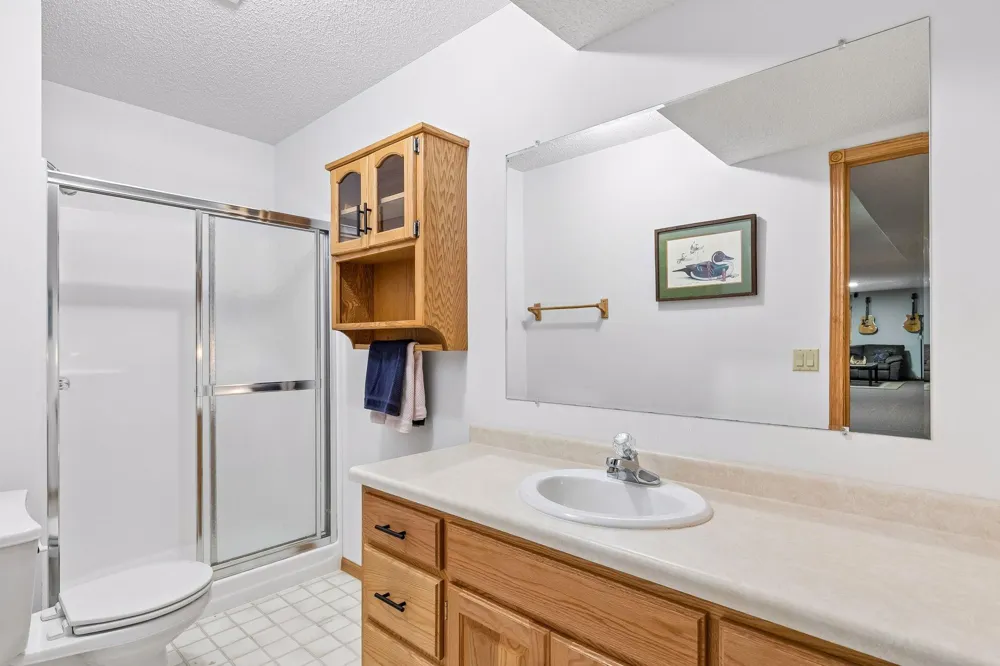 39074 Riverside Court North Branch, MN 55056