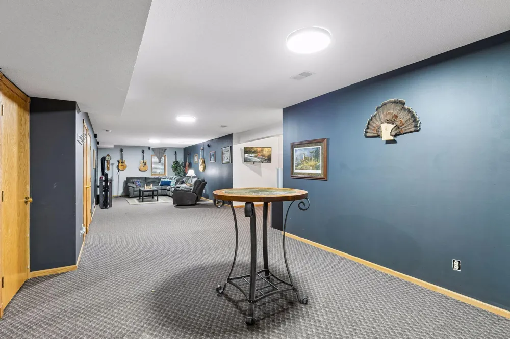 39074 Riverside Court North Branch, MN 55056