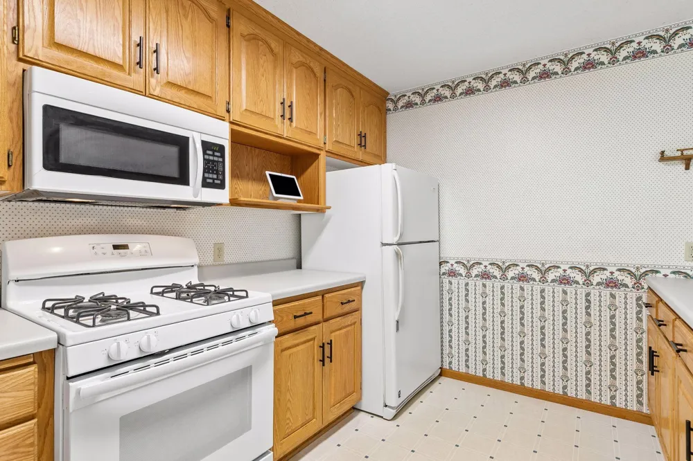 39074 Riverside Court North Branch, MN 55056