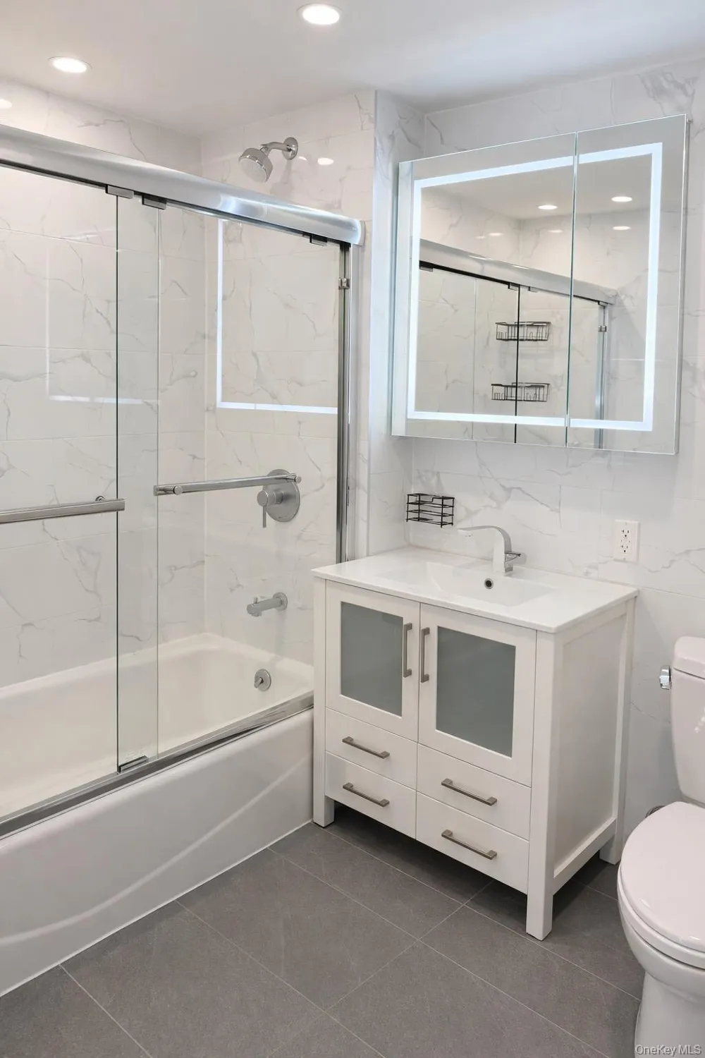 52-16 Roosevelt Avenue #2C Woodside, NY 11377