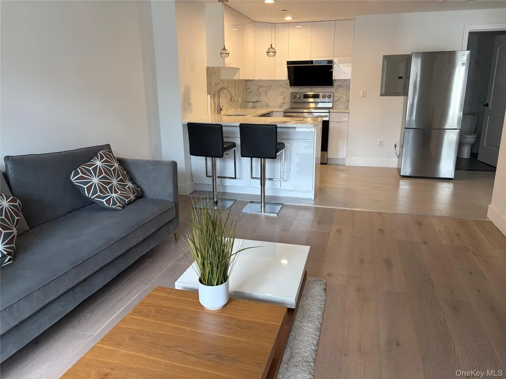 52-16 Roosevelt Avenue #2C Woodside, NY 11377