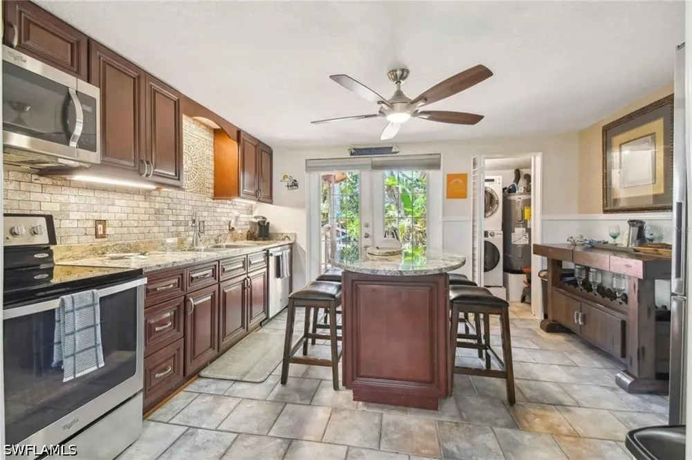 BARNARD AVENUE Hudson, FL 34667
