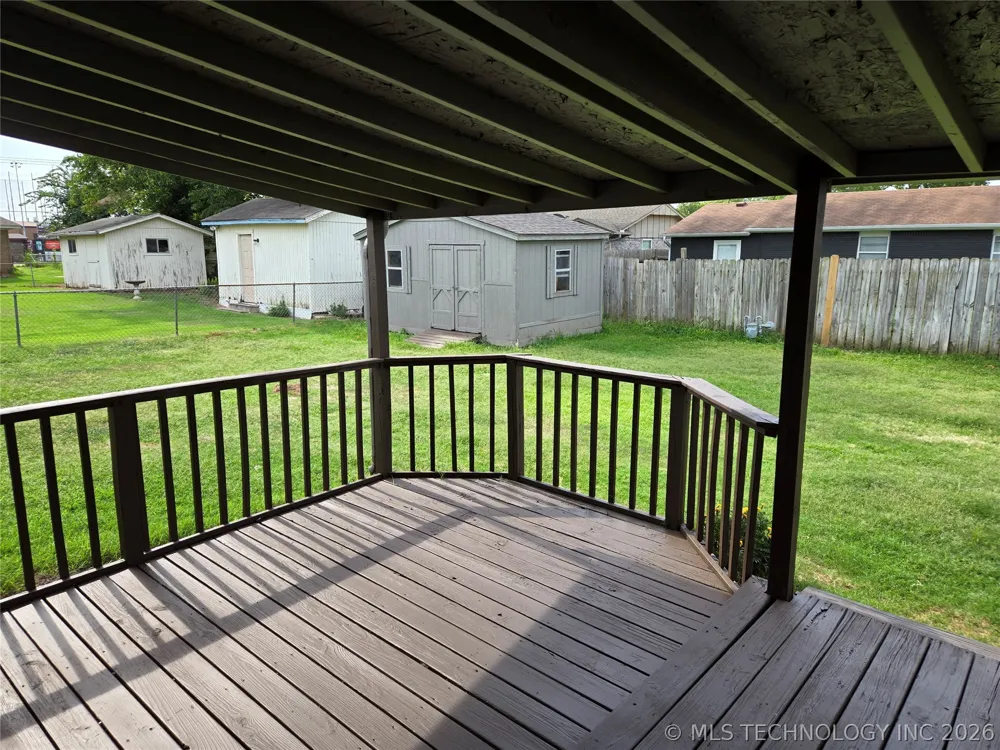 228 E J. STREET Jenks, OK 74037