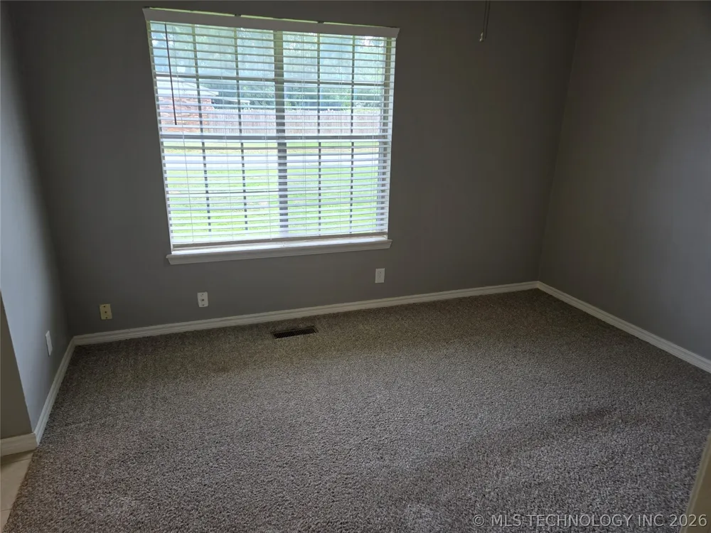 228 E J. STREET Jenks, OK 74037