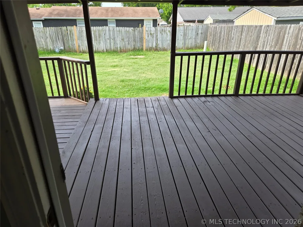 228 E J. STREET Jenks, OK 74037