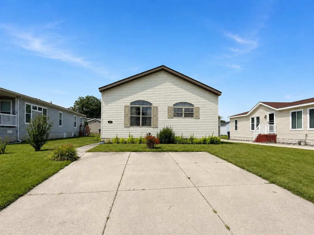 1891 Magnolia Street Newport, MI 48166
