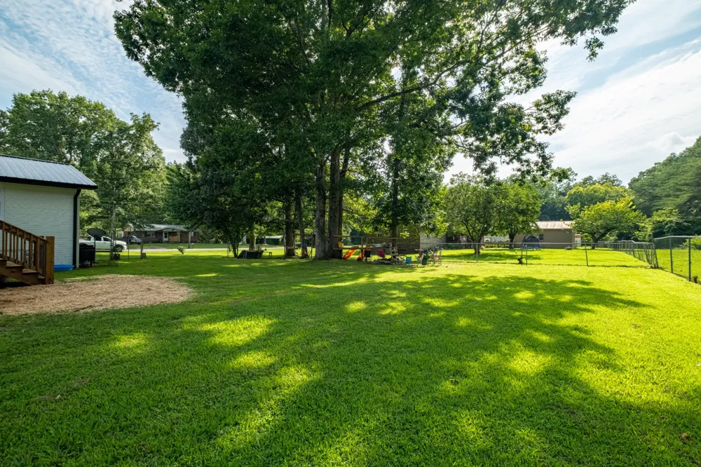 22 Oak Dr Tracy City, TN 37387