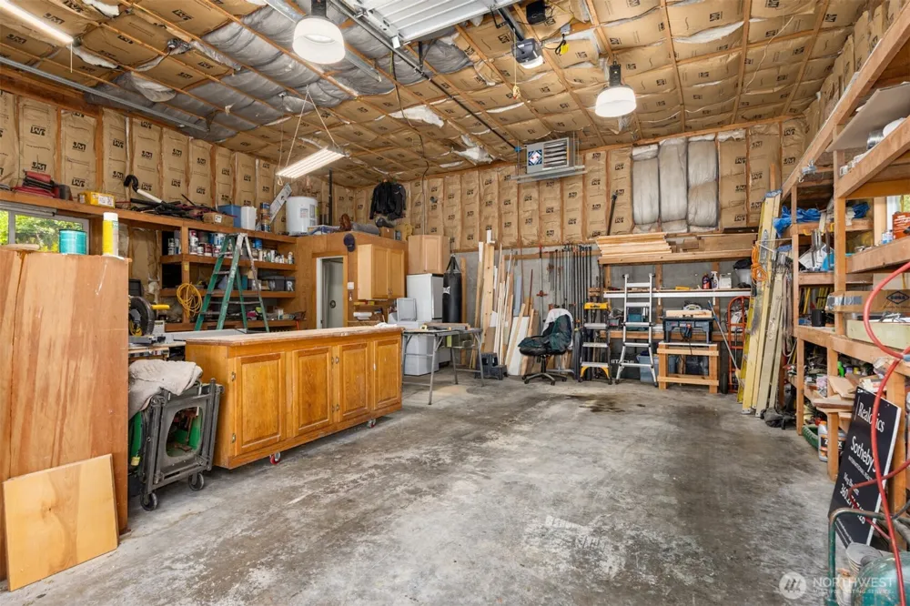 3731 NW Phinney Bay Drive Bremerton, WA 98312