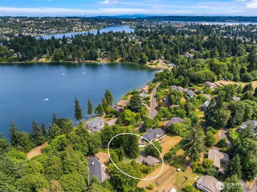 3731 NW Phinney Bay Drive Bremerton, WA 98312
