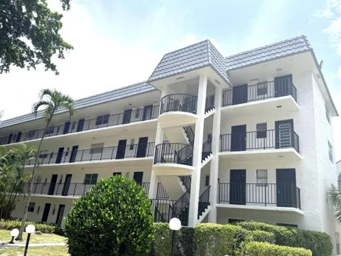 3360 SPANISH MOSS TERRACE #313