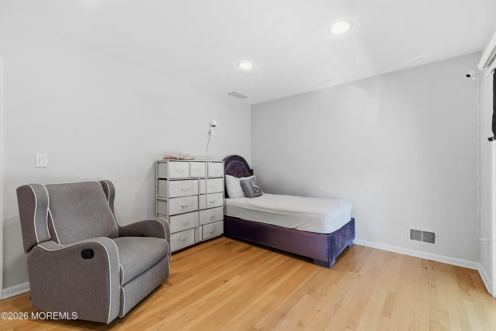 450 Wall Street Eatontown, NJ 07724