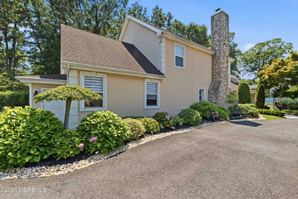 450 Wall Street Eatontown, NJ 07724