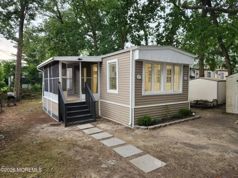 17 Pinewood Trail