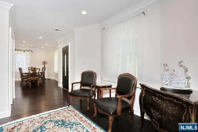 27 West Street Closter, NJ 07624