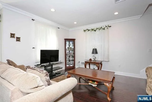 27 West Street Closter, NJ 07624