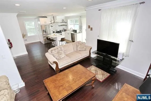 27 West Street Closter, NJ 07624