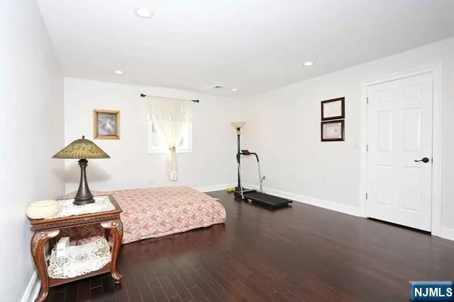 27 West Street Closter, NJ 07624