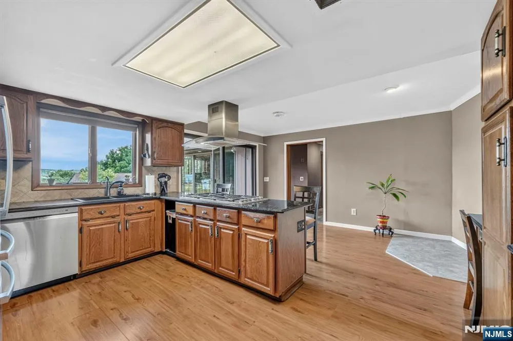 87 Union Brick Road Blairstown, NJ 07825