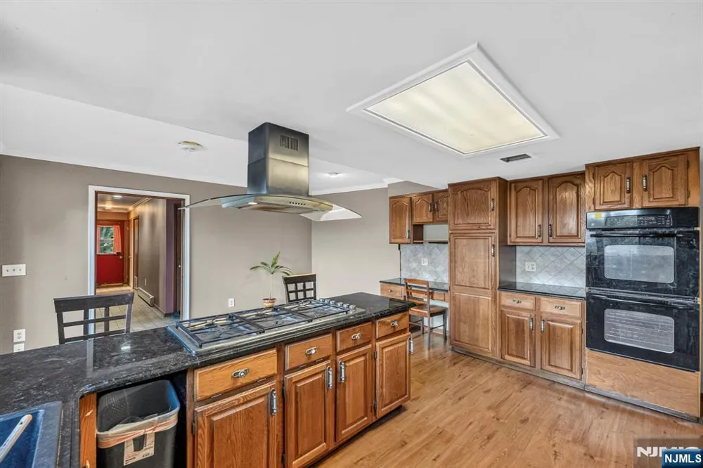 87 Union Brick Road Blairstown, NJ 07825
