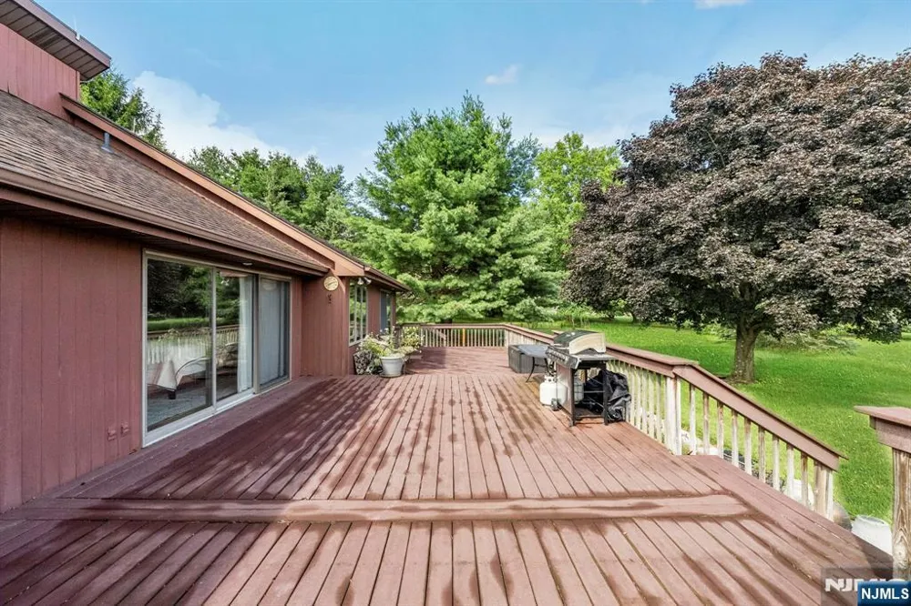 87 Union Brick Road Blairstown, NJ 07825