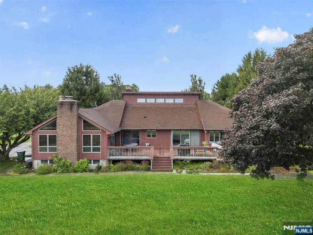 87 Union Brick Road Blairstown, NJ 07825