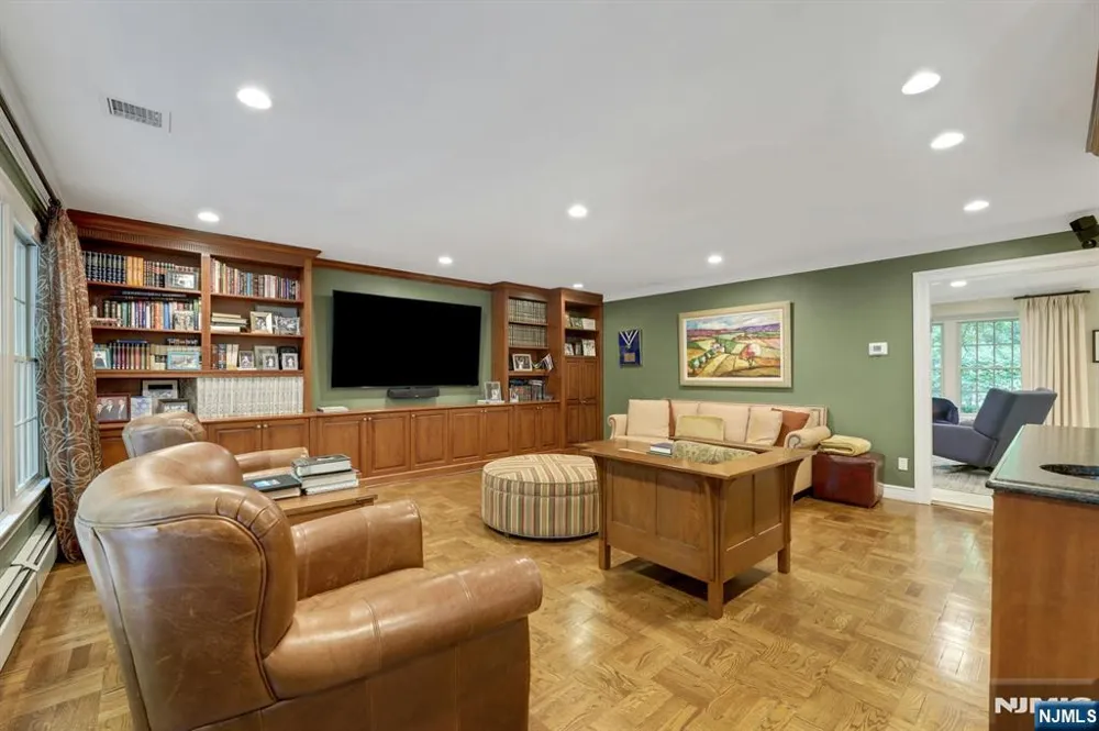 245 Allison Court Englewood, NJ 07631