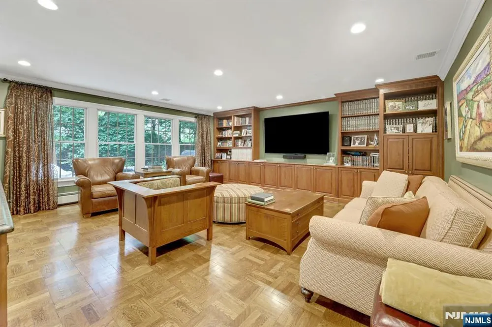 245 Allison Court Englewood, NJ 07631