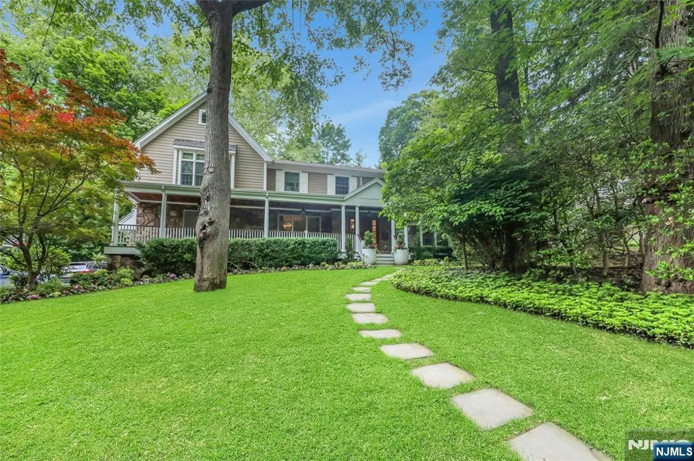 245 Allison Court Englewood, NJ 07631