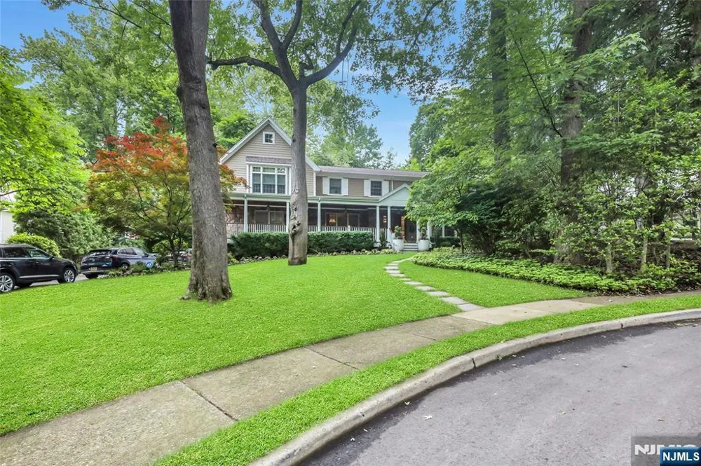 245 Allison Court Englewood, NJ 07631