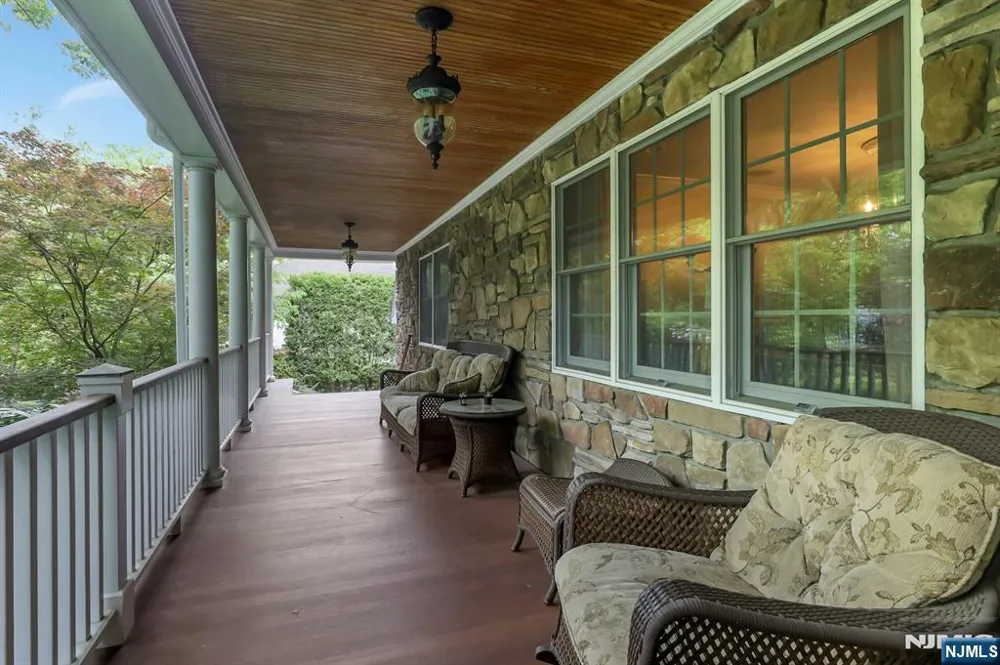 245 Allison Court Englewood, NJ 07631