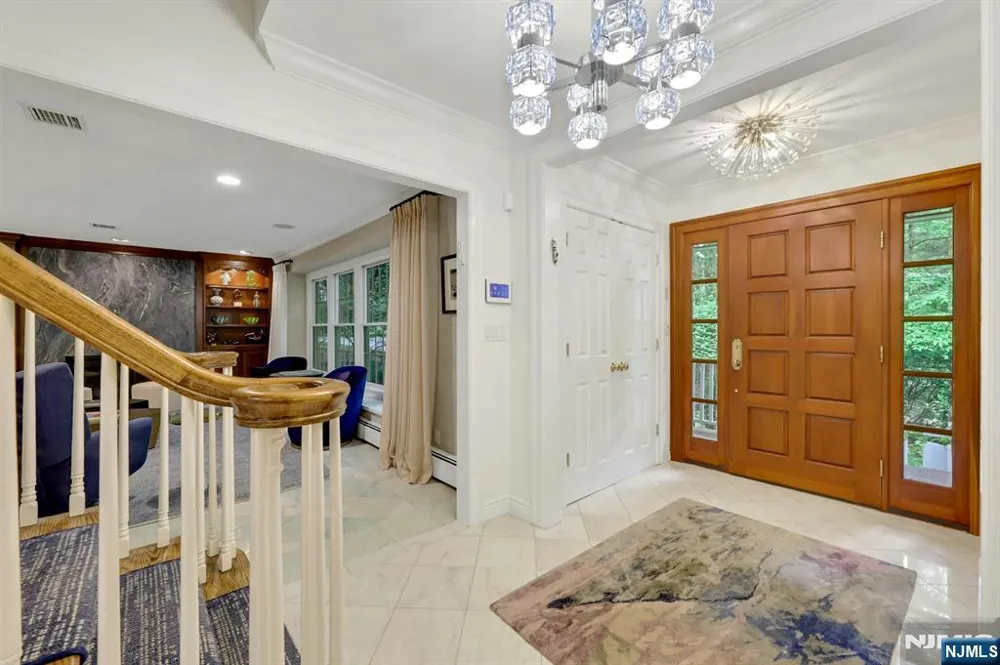 245 Allison Court Englewood, NJ 07631
