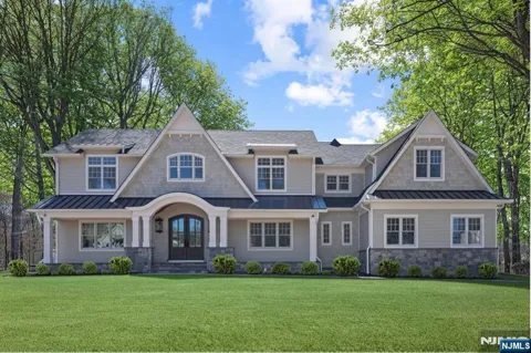 68 Grandview Avenue