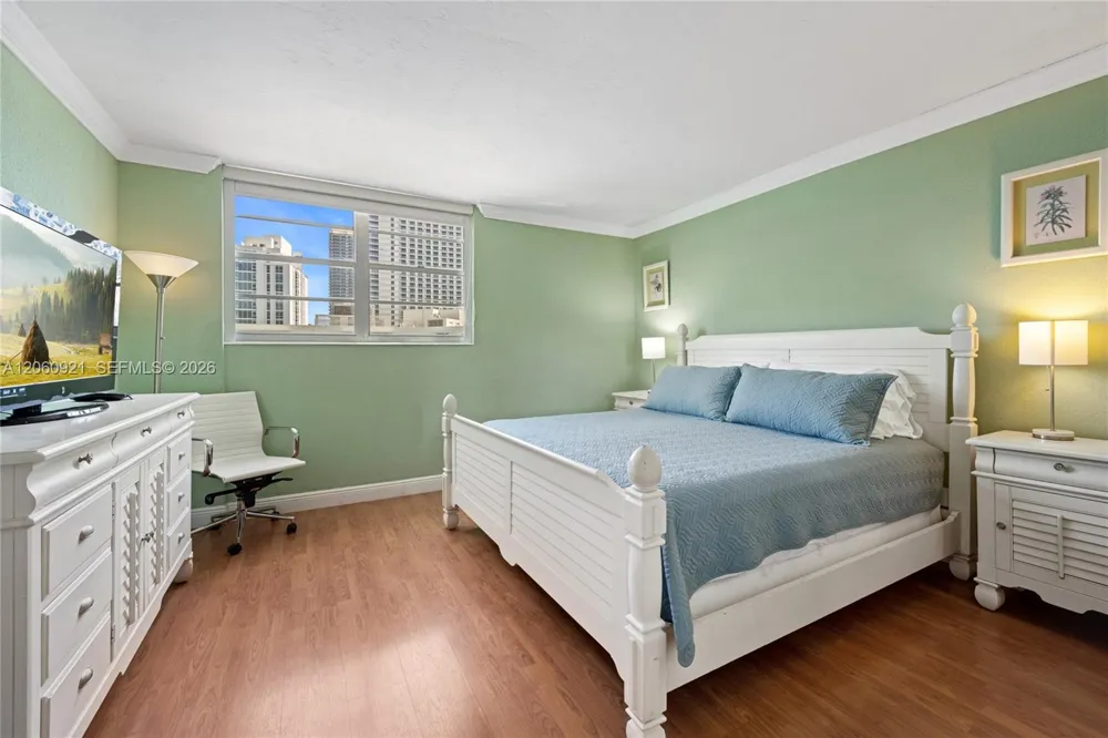 3801 S Ocean Dr #15K Hollywood, FL 33019