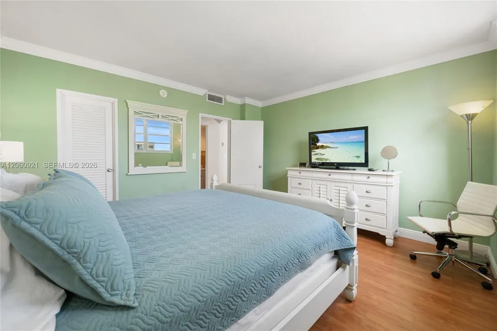 3801 S Ocean Dr #15K Hollywood, FL 33019