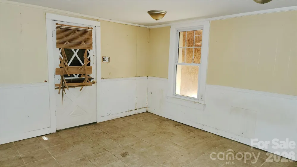 906 Trogdon Street North Wilkesboro, NC 28659