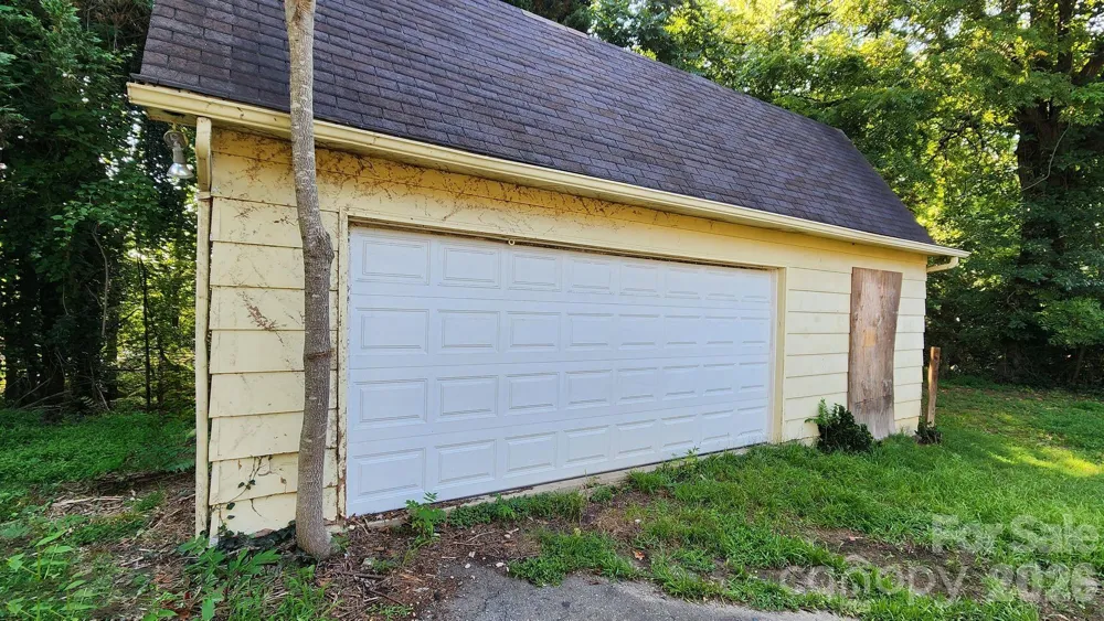 906 Trogdon Street North Wilkesboro, NC 28659
