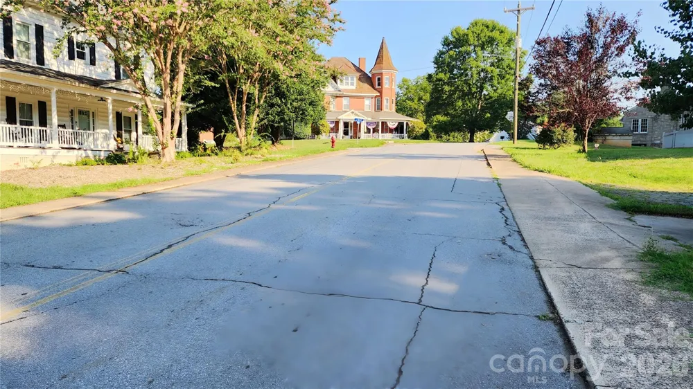 906 Trogdon Street North Wilkesboro, NC 28659