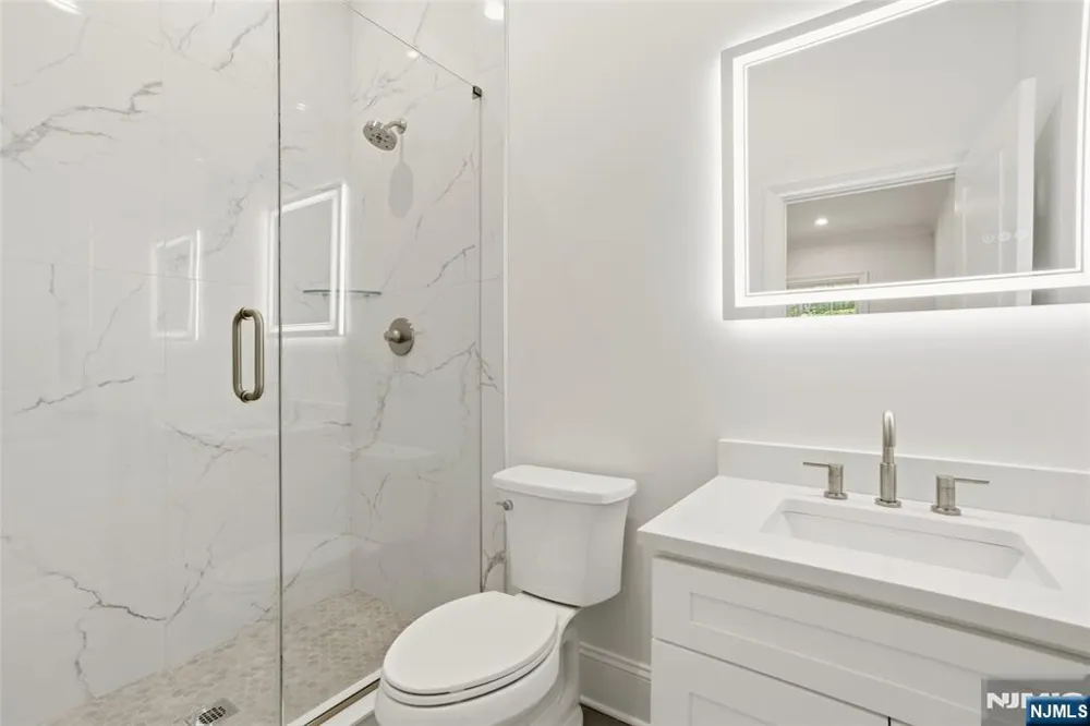 62 Wynnewood Road Livingston, NJ 07039