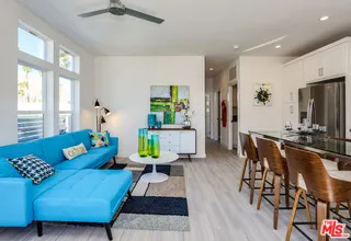 708 Maui Lane Palm Springs, CA 92264