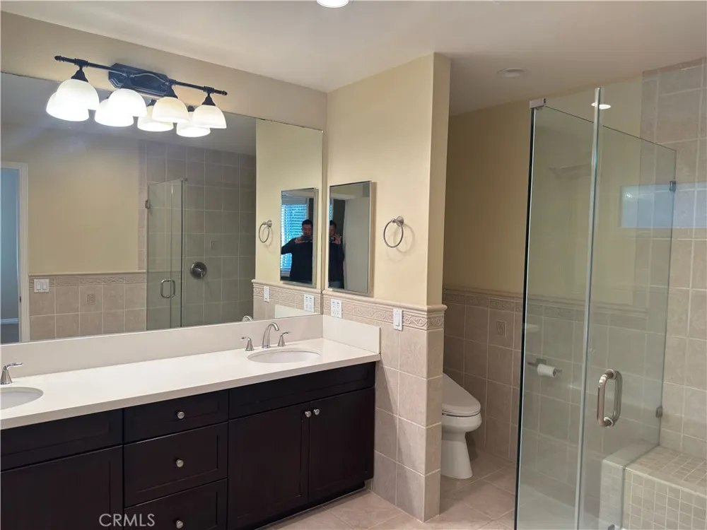 1138 Las Riendas Way Pasadena, CA 91107