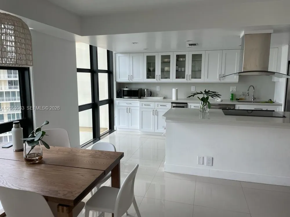 1111 Crandon Blvd #A807 Key Biscayne, FL 33149