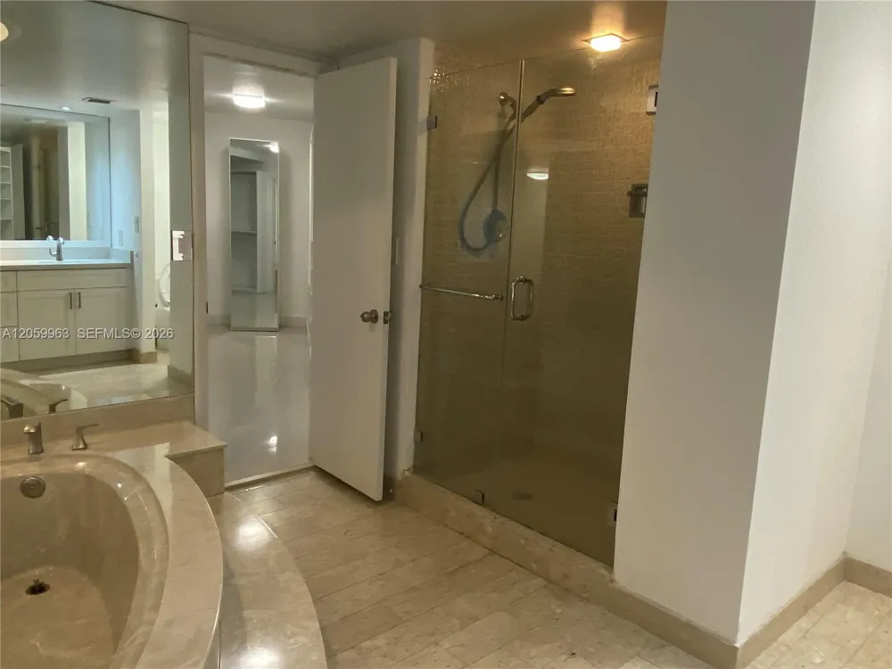 1111 Crandon Blvd #A807 Key Biscayne, FL 33149