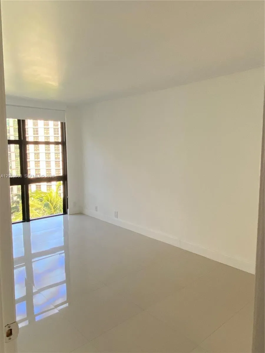 1111 Crandon Blvd #A807 Key Biscayne, FL 33149