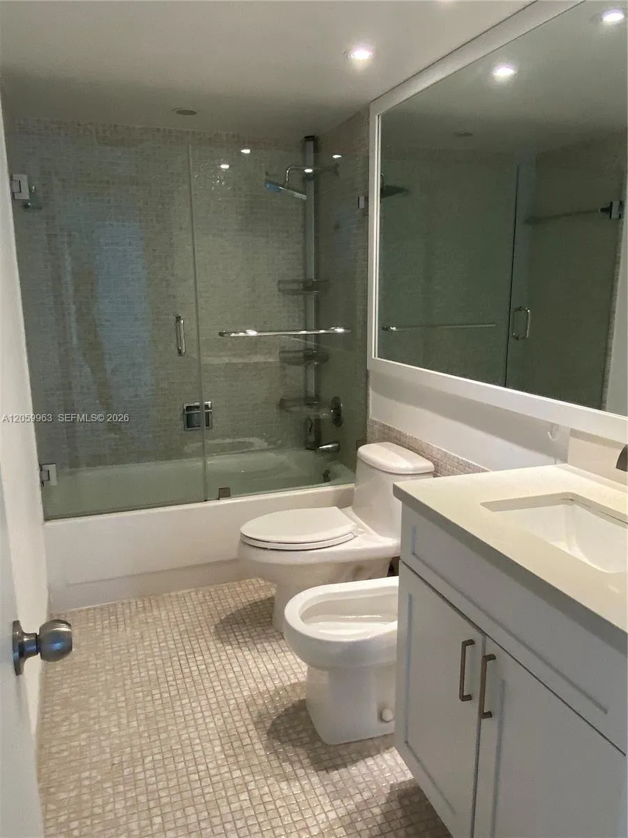 1111 Crandon Blvd #A807 Key Biscayne, FL 33149