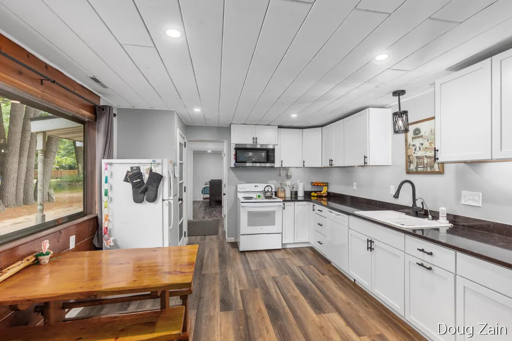12502 McMurty Drive NE Sand Lake, MI 49343