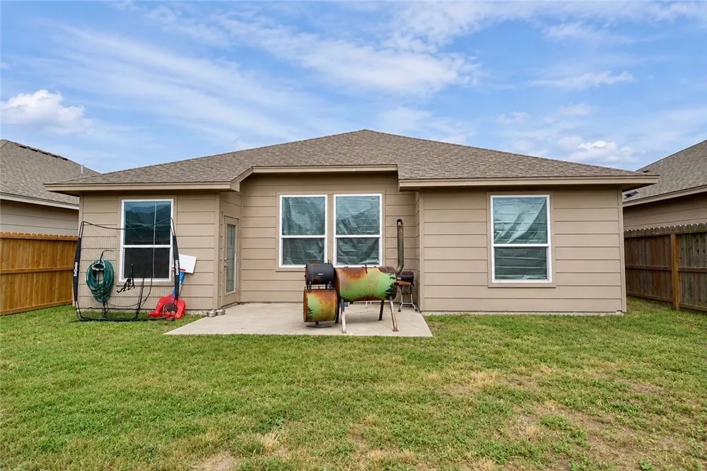 3013 Maverick Corpus Christi, TX 78410