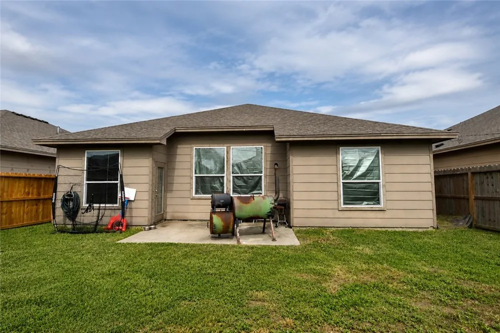 3013 Maverick Corpus Christi, TX 78410